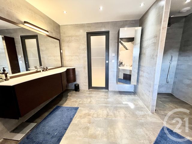 maison à vendre - 12 pièces - 327.0 m2 - ST DENIS LES REBAIS - 77 - ILE-DE-FRANCE - Century 21 A.S.M.