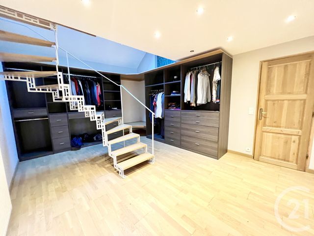 maison à vendre - 12 pièces - 327.0 m2 - ST DENIS LES REBAIS - 77 - ILE-DE-FRANCE - Century 21 A.S.M.