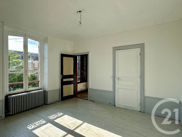 Afficher la photo en grand maison à vendre - 5 pièces - 155.08 m2 - COULOMMIERS - 77 - ILE-DE-FRANCE - Century 21 A.S.M.