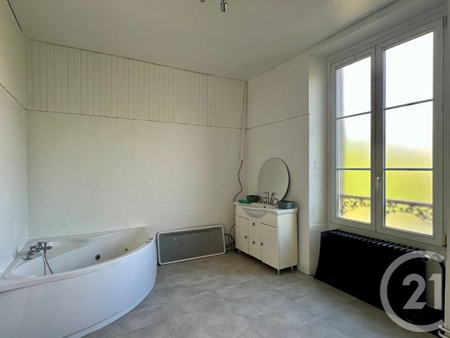 Afficher la photo en grand maison à vendre - 5 pièces - 155.08 m2 - COULOMMIERS - 77 - ILE-DE-FRANCE - Century 21 A.S.M.