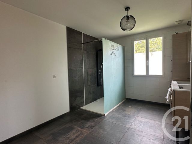 maison à vendre - 5 pièces - 100.0 m2 - CRECY LA CHAPELLE - 77 - ILE-DE-FRANCE - Century 21 A.S.M.