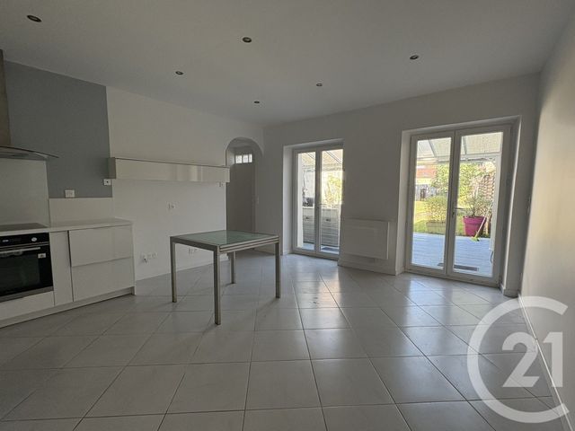 Appartement F3 à vendre - 3 pièces - 56.63 m2 - CRECY LA CHAPELLE - 77 - ILE-DE-FRANCE - Century 21 A.S.M.