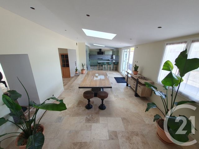 Afficher la photo en grand maison à vendre - 7 pièces - 248.99 m2 - CRECY LA CHAPELLE - 77 - ILE-DE-FRANCE - Century 21 A.S.M.