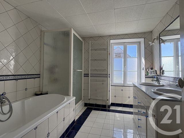 Afficher la photo en grand maison à vendre - 12 pièces - 275.0 m2 - GUERARD - 77 - ILE-DE-FRANCE - Century 21 A.S.M.