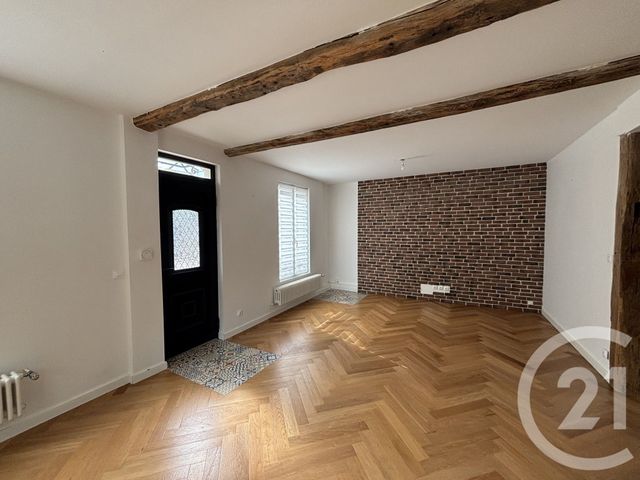 Afficher la photo en grand Appartement F4 à louer - 4 pièces - 93.19 m2 - GUERARD - 77 - ILE-DE-FRANCE - Century 21 A.S.M.