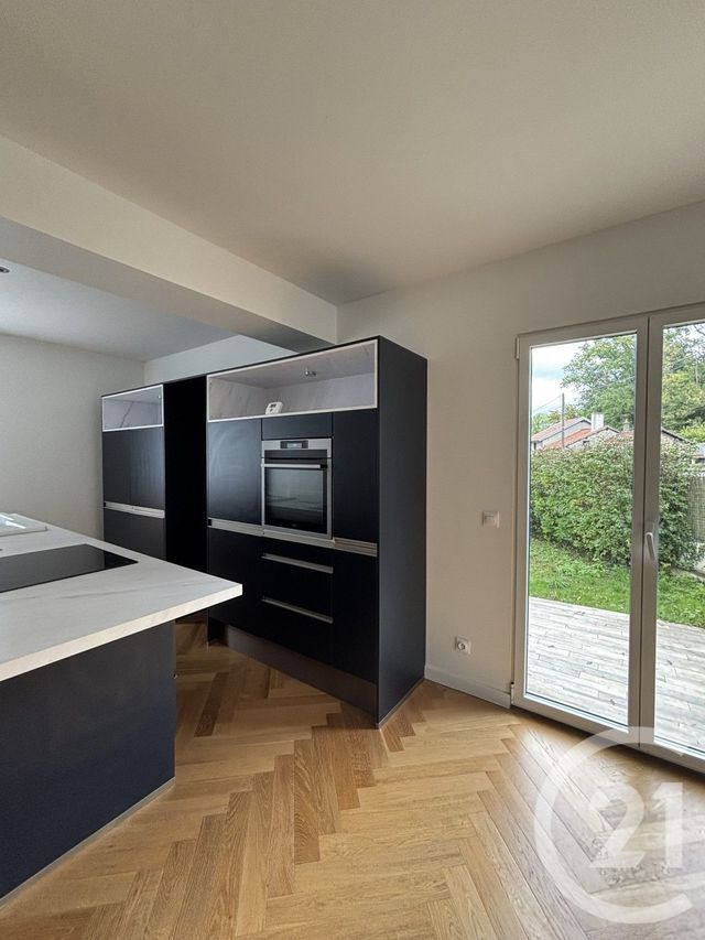 Afficher la photo en grand Appartement F4 à louer - 4 pièces - 93.19 m2 - GUERARD - 77 - ILE-DE-FRANCE - Century 21 A.S.M.