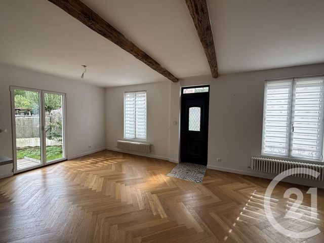 Afficher la photo en grand Appartement F4 à louer - 4 pièces - 93.19 m2 - GUERARD - 77 - ILE-DE-FRANCE - Century 21 A.S.M.