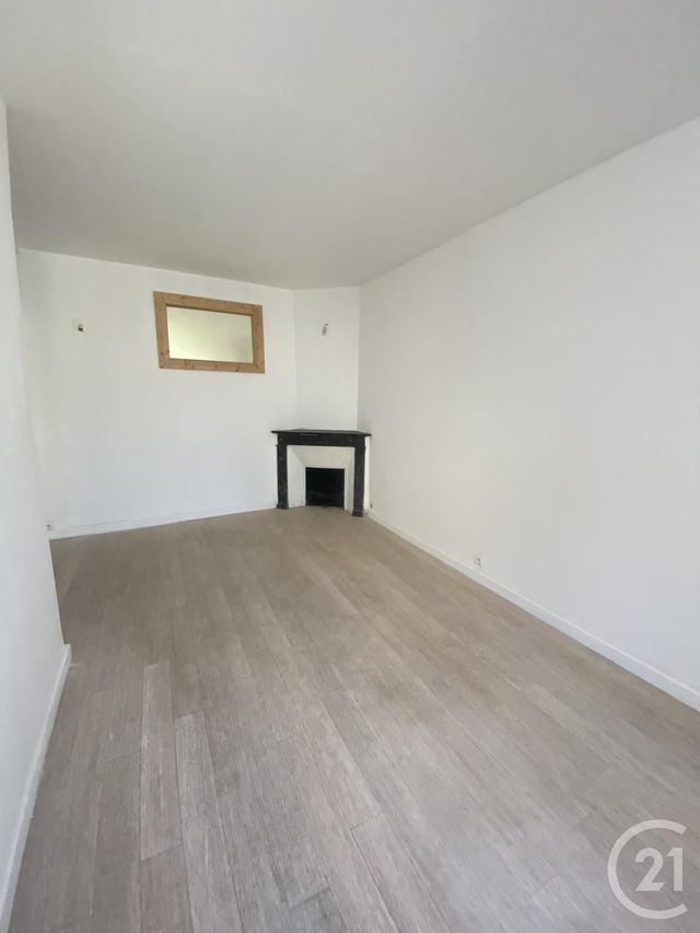 Appartement F2 à louer - 2 pièces - 54.57 m2 - LA FERTE SOUS JOUARRE - 77 - ILE-DE-FRANCE - Century 21 A.S.M.
