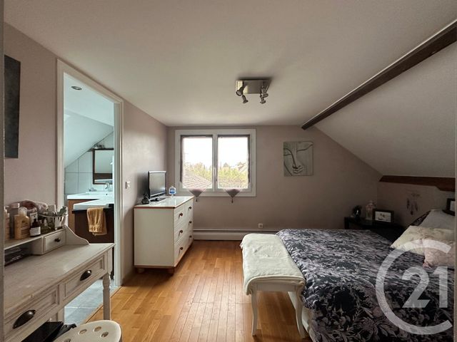 maison à vendre - 6 pièces - 121.34 m2 - CRECY LA CHAPELLE - 77 - ILE-DE-FRANCE - Century 21 A.S.M.