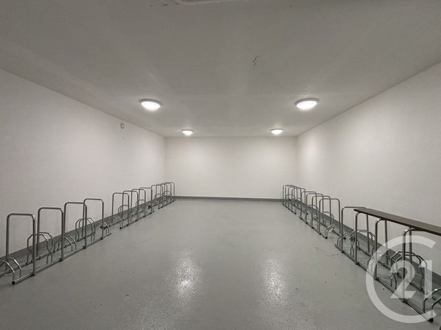 Appartement F2 à louer - 2 pièces - 38.63 m2 - CRECY LA CHAPELLE - 77 - ILE-DE-FRANCE - Century 21 A.S.M.