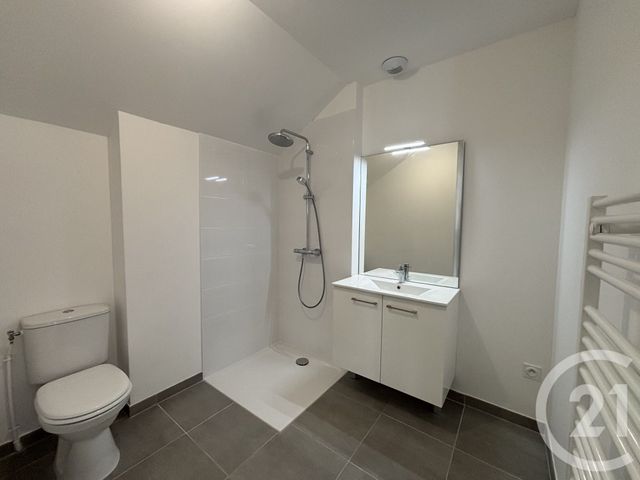 Appartement F2 à louer - 2 pièces - 38.63 m2 - CRECY LA CHAPELLE - 77 - ILE-DE-FRANCE - Century 21 A.S.M.