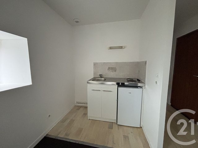 Appartement F1 à louer - 1 pièce - 21.87 m2 - BOULEURS - 77 - ILE-DE-FRANCE - Century 21 A.S.M.