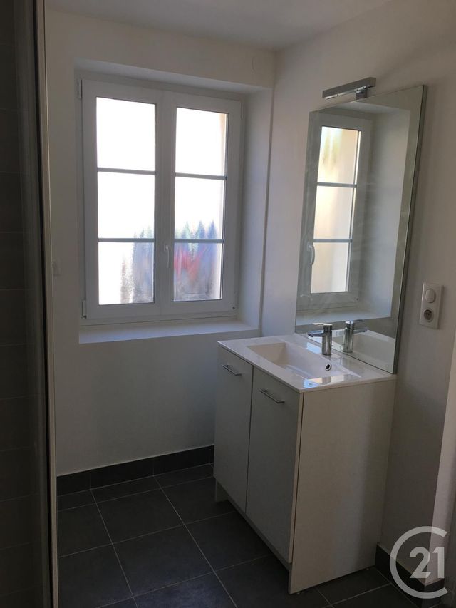Appartement F2 à louer - 2 pièces - 49.87 m2 - POMMEUSE - 77 - ILE-DE-FRANCE - Century 21 A.S.M.