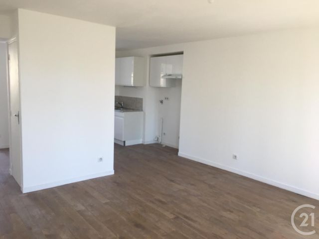 Appartement F2 à louer - 2 pièces - 49.87 m2 - POMMEUSE - 77 - ILE-DE-FRANCE - Century 21 A.S.M.