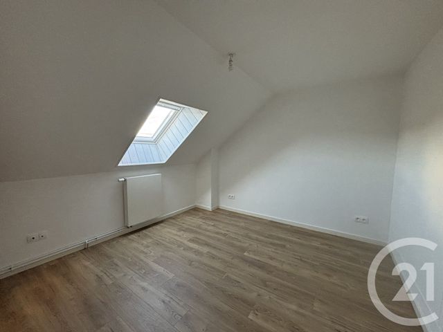 maison à louer - 5 pièces - 119.49 m2 - REUIL EN BRIE - 77 - ILE-DE-FRANCE - Century 21 A.S.M.