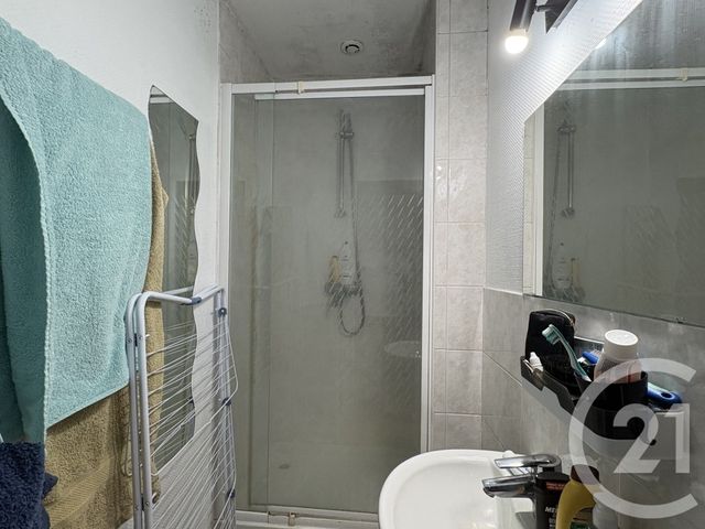 Appartement F2 à vendre - 2 pièces - 41.25 m2 - CRECY LA CHAPELLE - 77 - ILE-DE-FRANCE - Century 21 A.S.M.