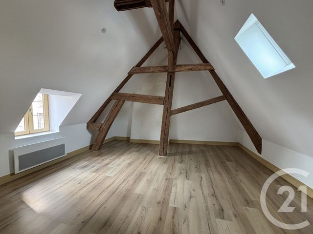 Appartement F2 à louer - 2 pièces - 54.61 m2 - COULOMMIERS - 77 - ILE-DE-FRANCE - Century 21 A.S.M.