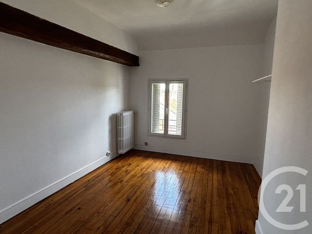 Appartement F4 à louer - 4 pièces - 65.12 m2 - CRECY LA CHAPELLE - 77 - ILE-DE-FRANCE - Century 21 A.S.M.