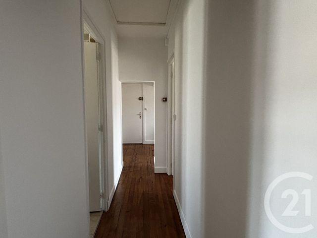 Appartement F4 à louer - 4 pièces - 65.12 m2 - CRECY LA CHAPELLE - 77 - ILE-DE-FRANCE - Century 21 A.S.M.